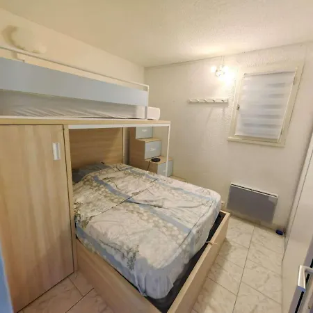 Charmant T2 Climatise Avec Terrasse, Piscine, Tennis Et Parking, Proche Plage Et Wi-fi Inclus - Fr-1-607-166 Apartmán Agde