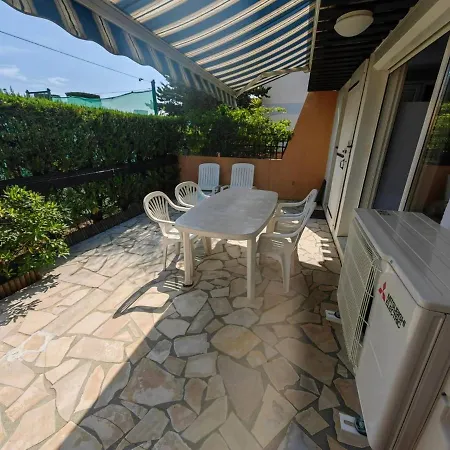 Charmant T2 Climatise Avec Terrasse, Piscine, Tennis Et Parking, Proche Plage Et Wi-fi Inclus - Fr-1-607-166 Apartamento Agde